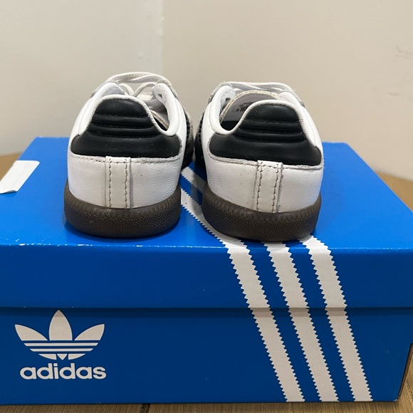 Adidas Toddler Sambas - Picture 4 of 6